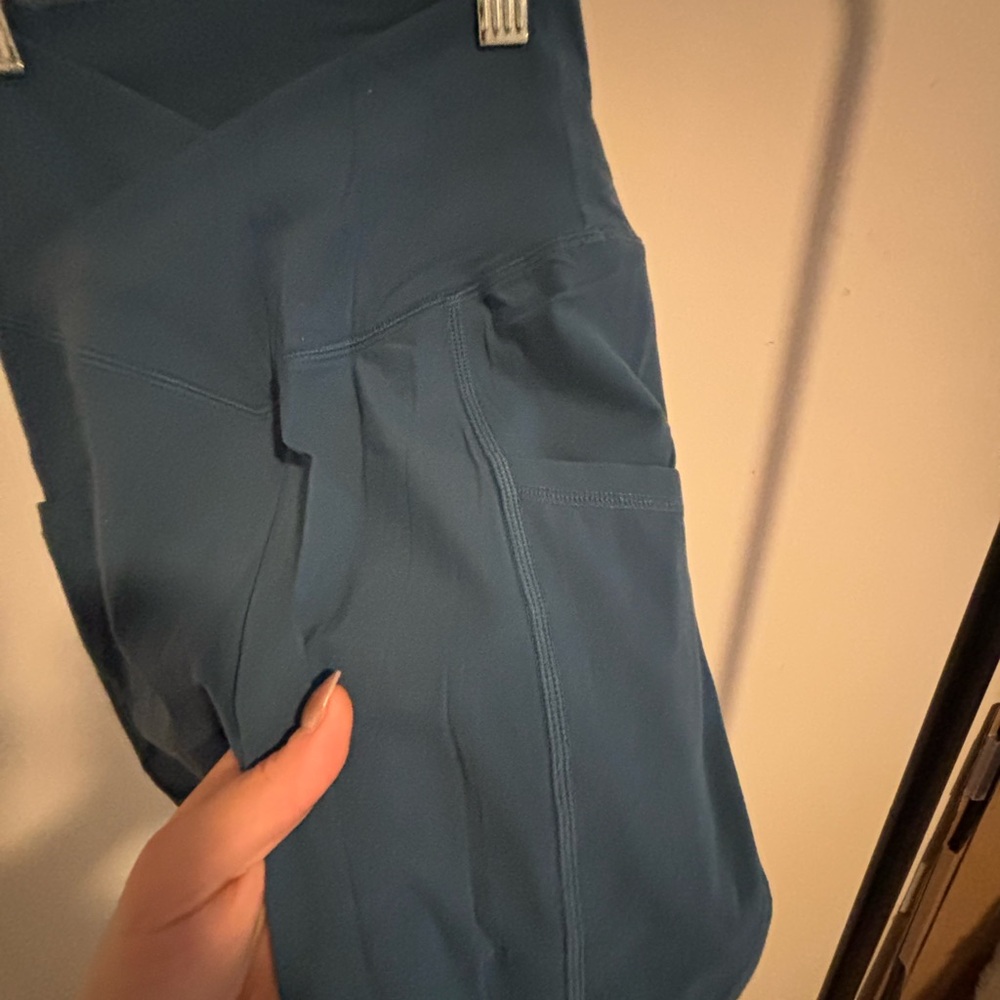 BuffBunny Monarch Leggings w/ Cross Waist - Picture 4 of 5
